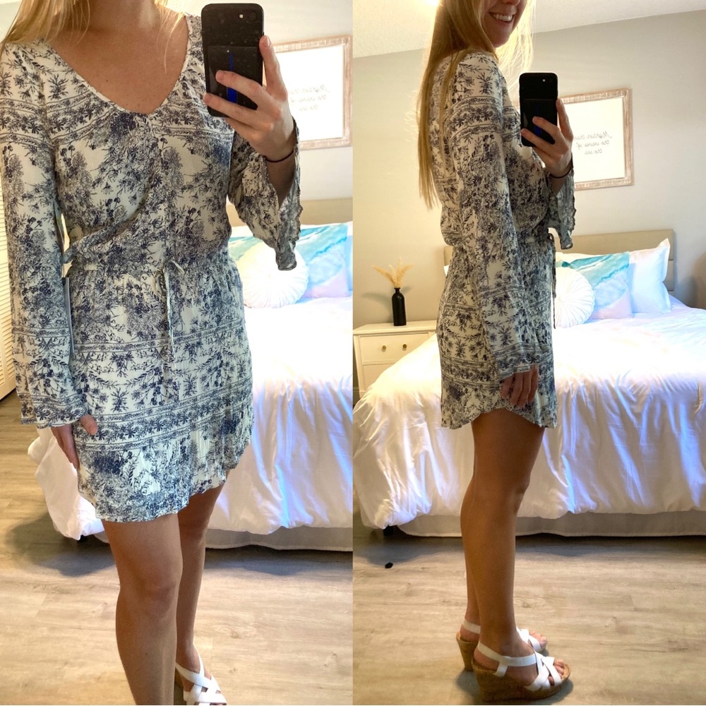 Black Friday Sale❤️ O’Neill Floral Print Long Sleeve Flare Dress